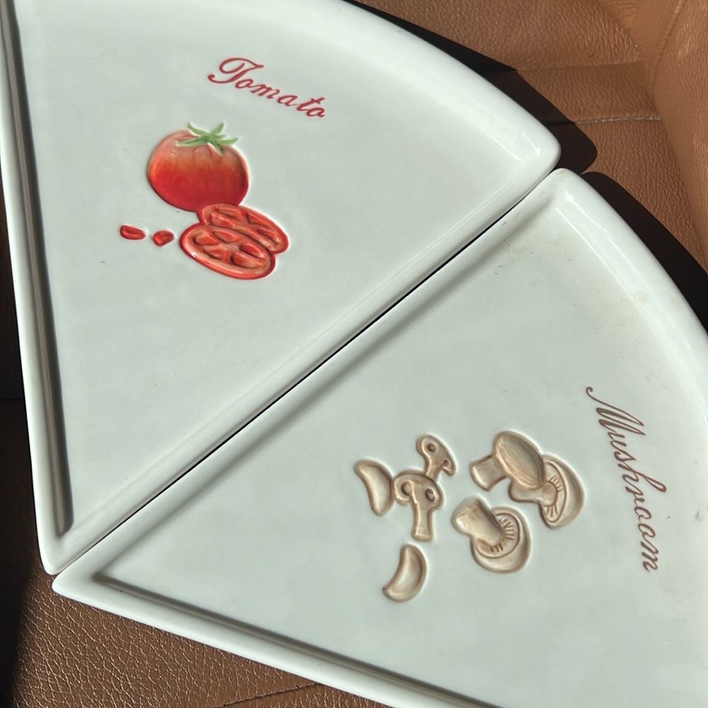 Tomato Pottery Barn pizza plate